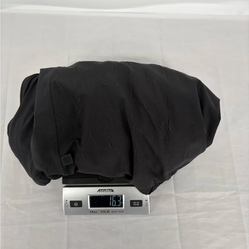 lululemon athletica Men’s Black Zeroed In Crinkle Texture Half Zip Jacket